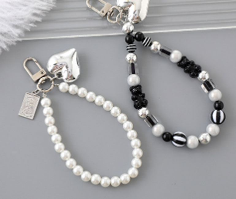 Cute Phone Charm With Heart