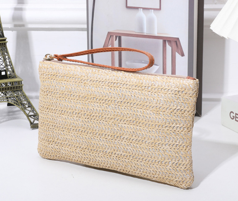 Paperstraw Clutch Bag